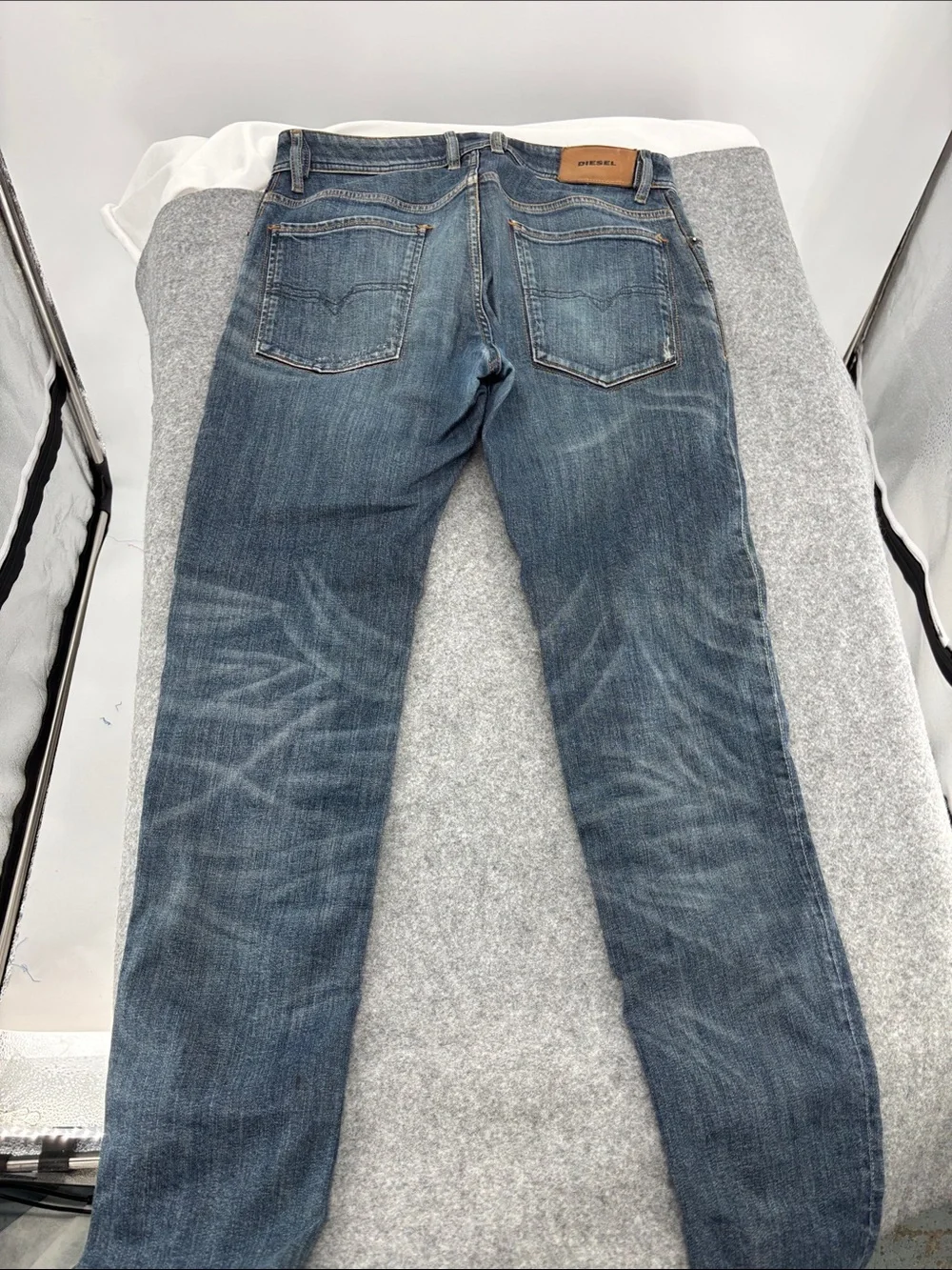 Diesel Men's 1979 Sleenker Skinny Fit  button fly distressed Jeans 31